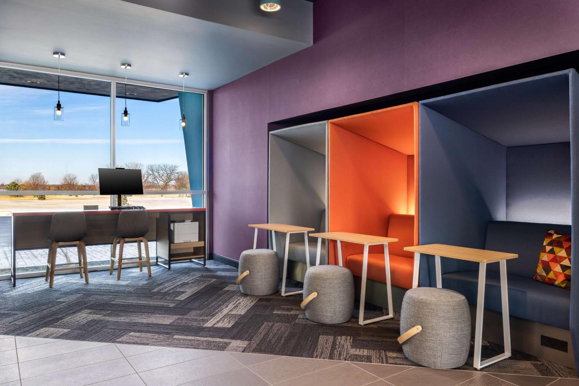 Tru By Hilton Oshkosh Hotell Eksteriør bilde