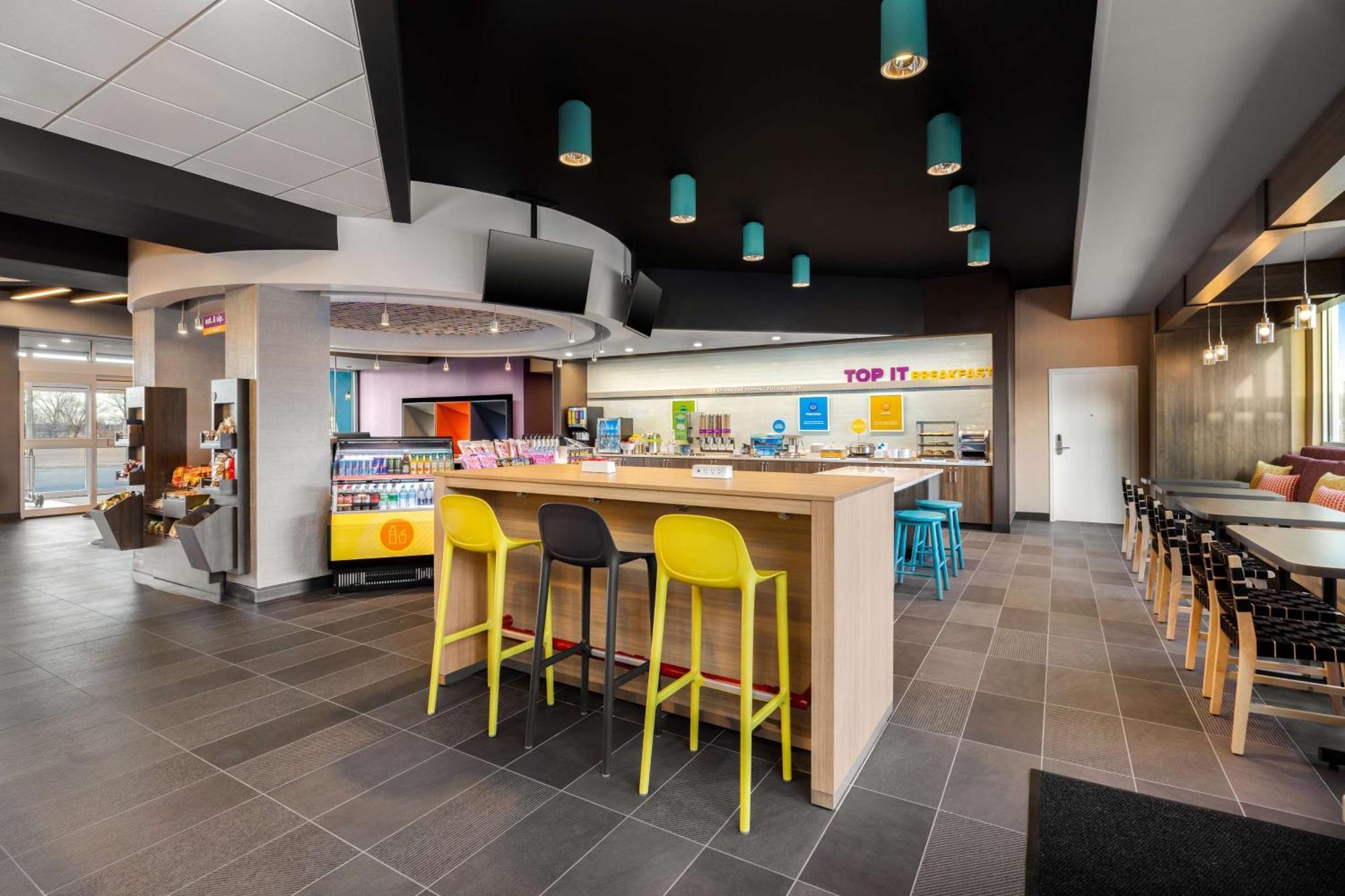 Tru By Hilton Oshkosh Hotell Eksteriør bilde