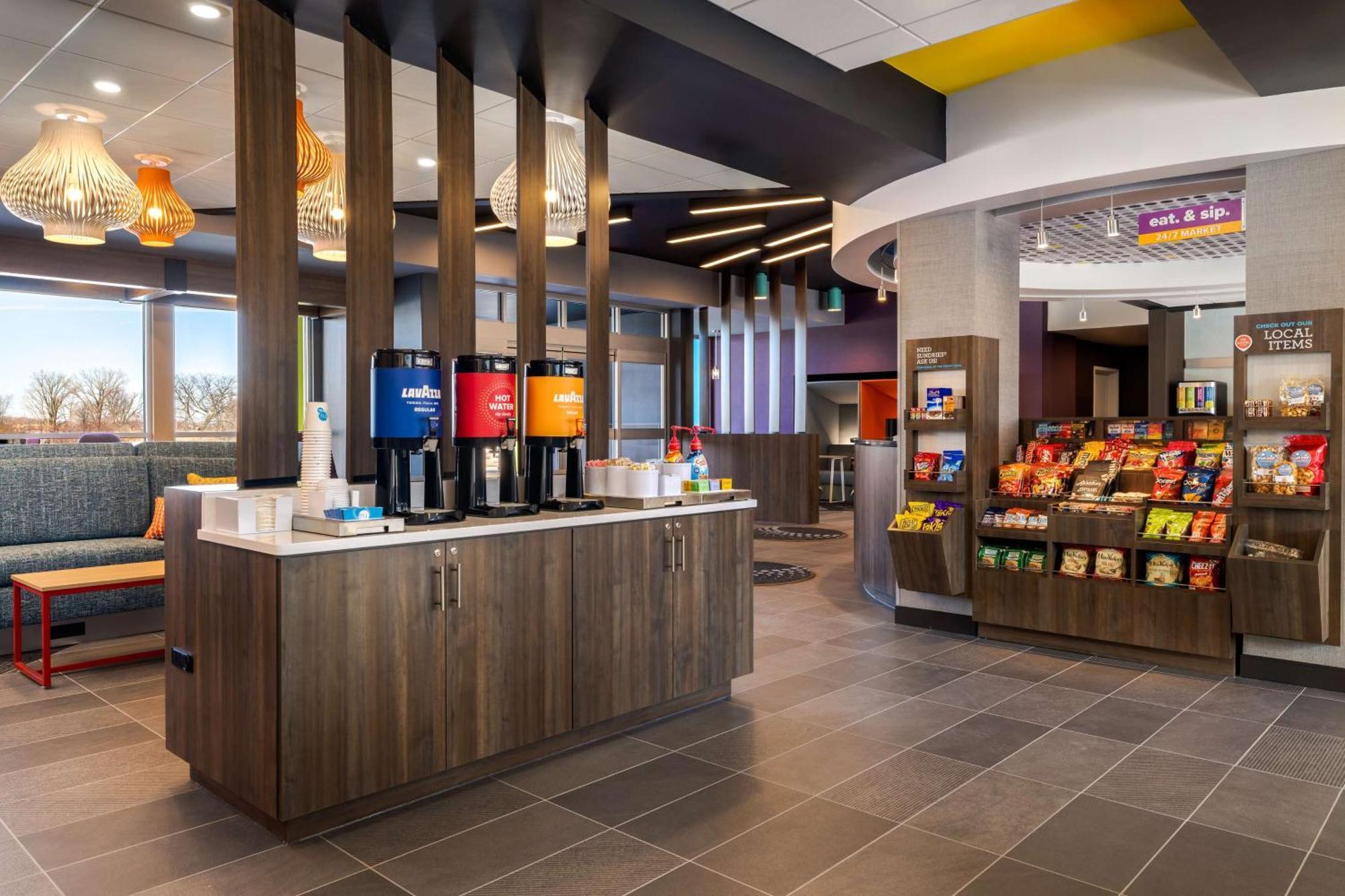 Tru By Hilton Oshkosh Hotell Eksteriør bilde