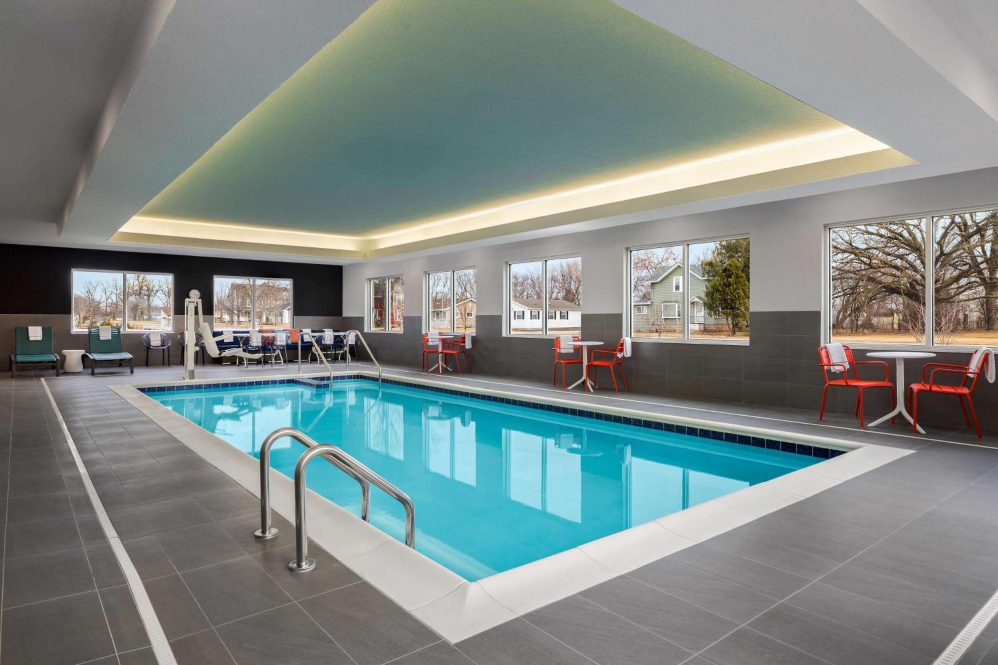 Tru By Hilton Oshkosh Hotell Eksteriør bilde