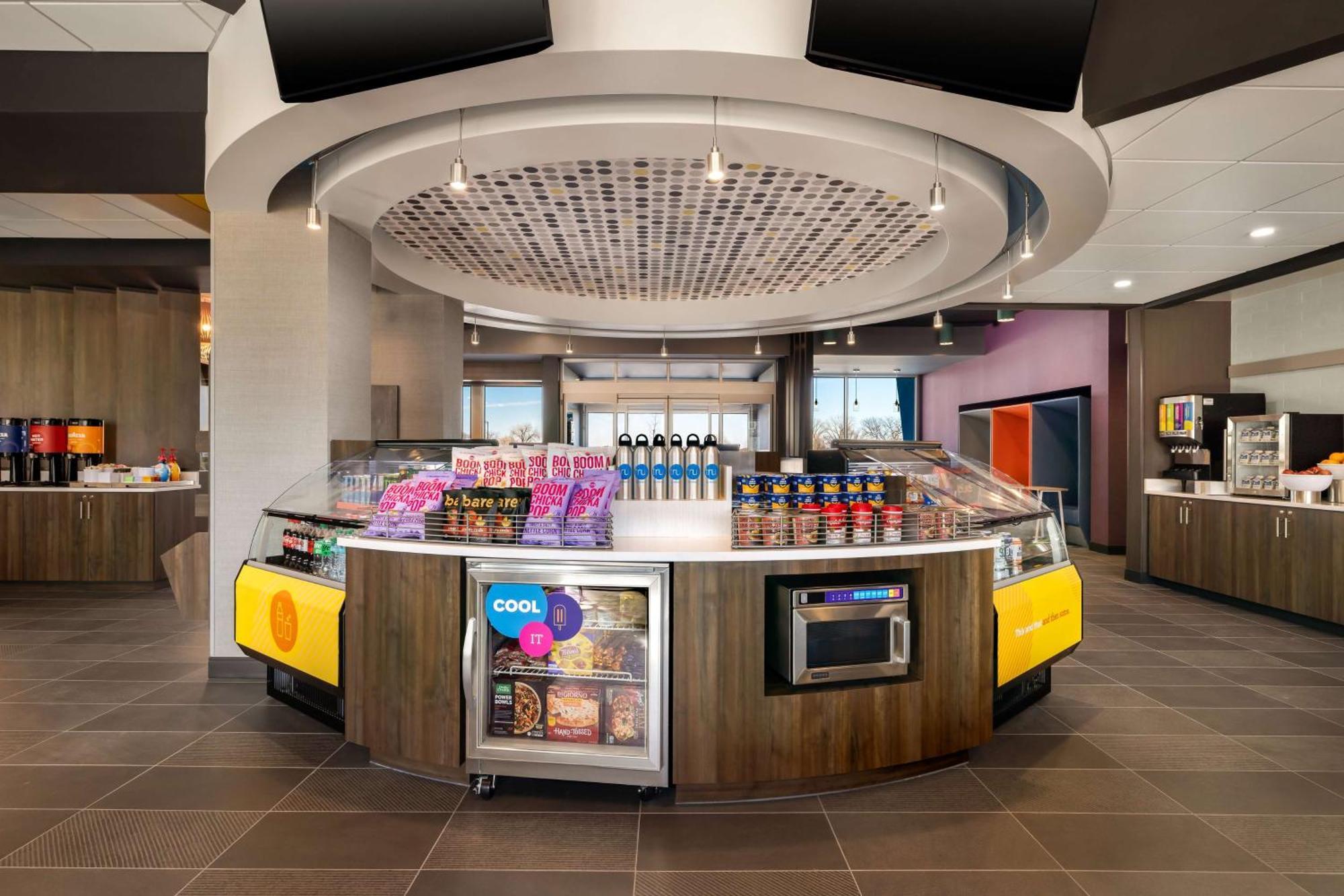 Tru By Hilton Oshkosh Hotell Eksteriør bilde