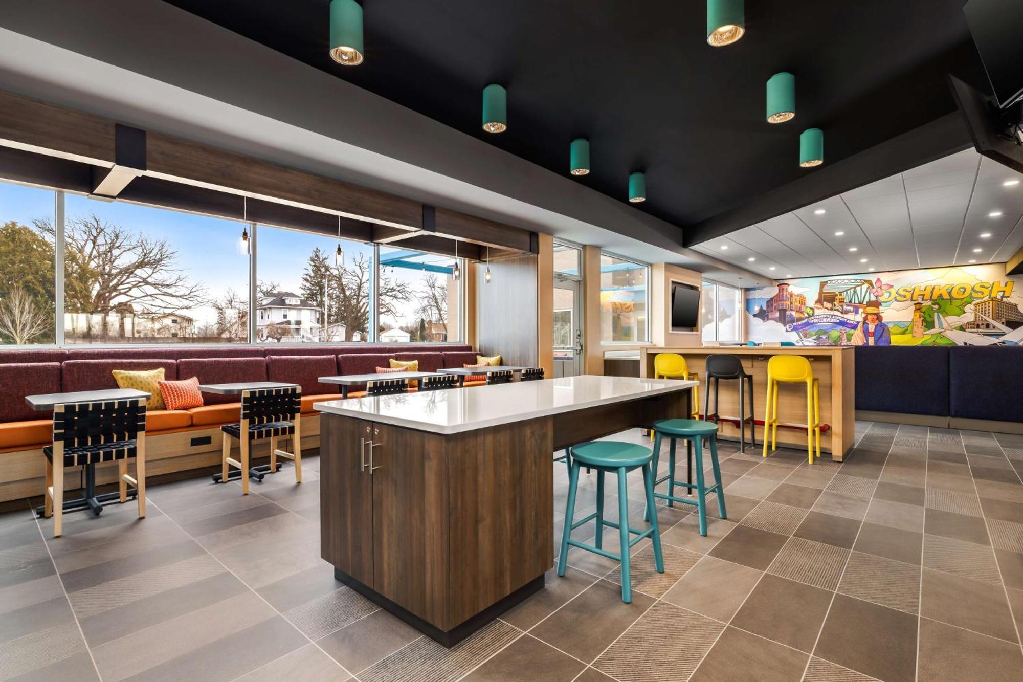 Tru By Hilton Oshkosh Hotell Eksteriør bilde